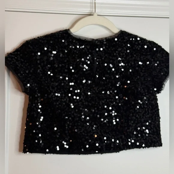 GAP Kids size small (6-7) black sequin top. - Picture 5 of 10